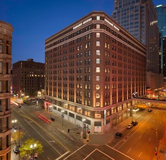 Embassy Suites by Hilton Minneapolis Downtown