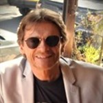 DERMOT BARNES-HOLMES Photo